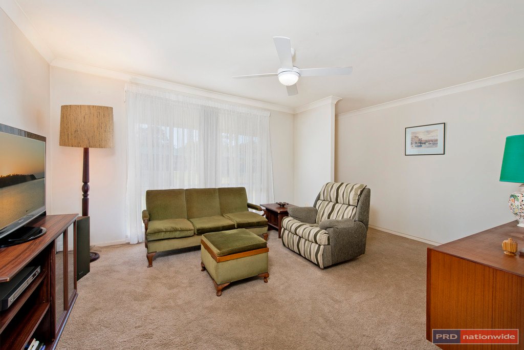 3 Sandpiper Close LAKEWOOD 5