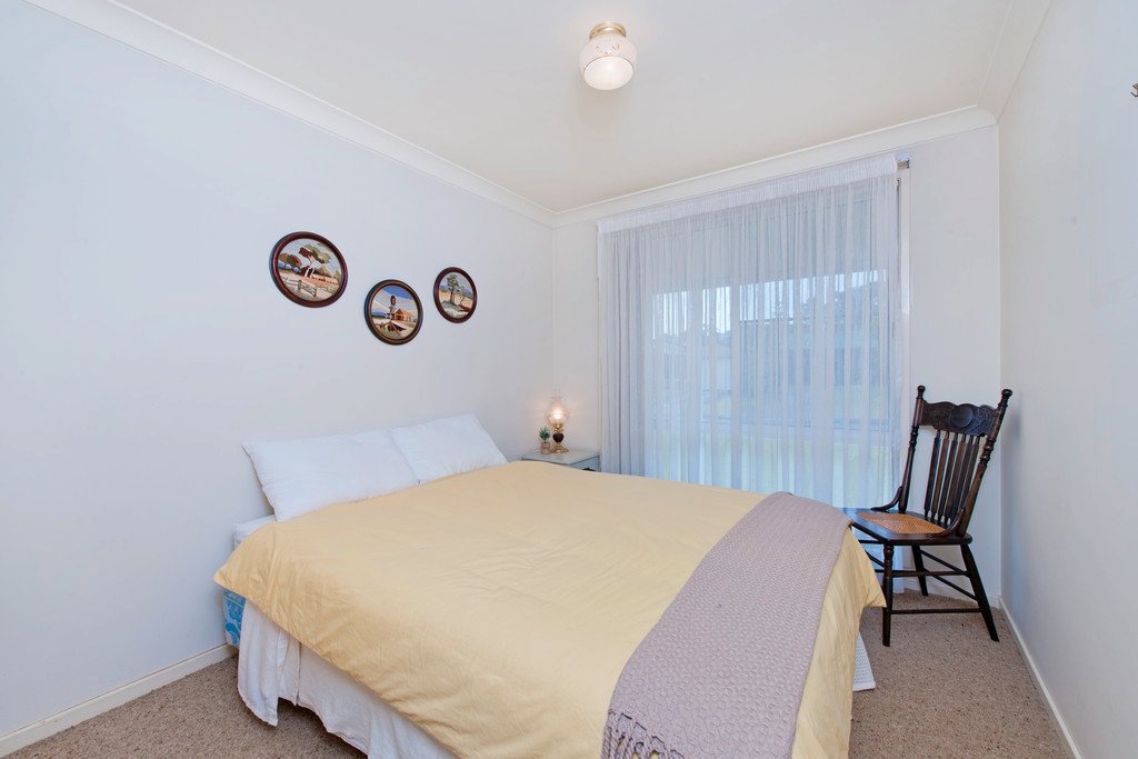 3 Sandpiper Close LAKEWOOD 5