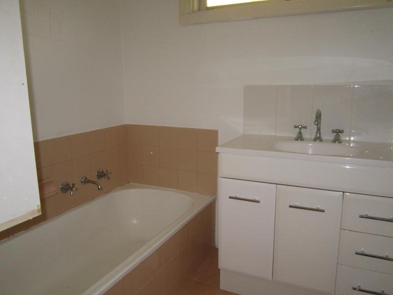 Gallery: 3 Sanicki Court