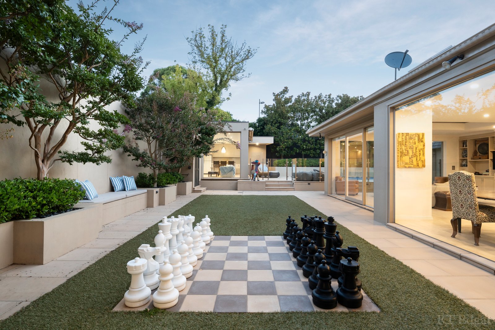 Real Estate and Property in 3 Scotsburn Grove, Toorak, VIC