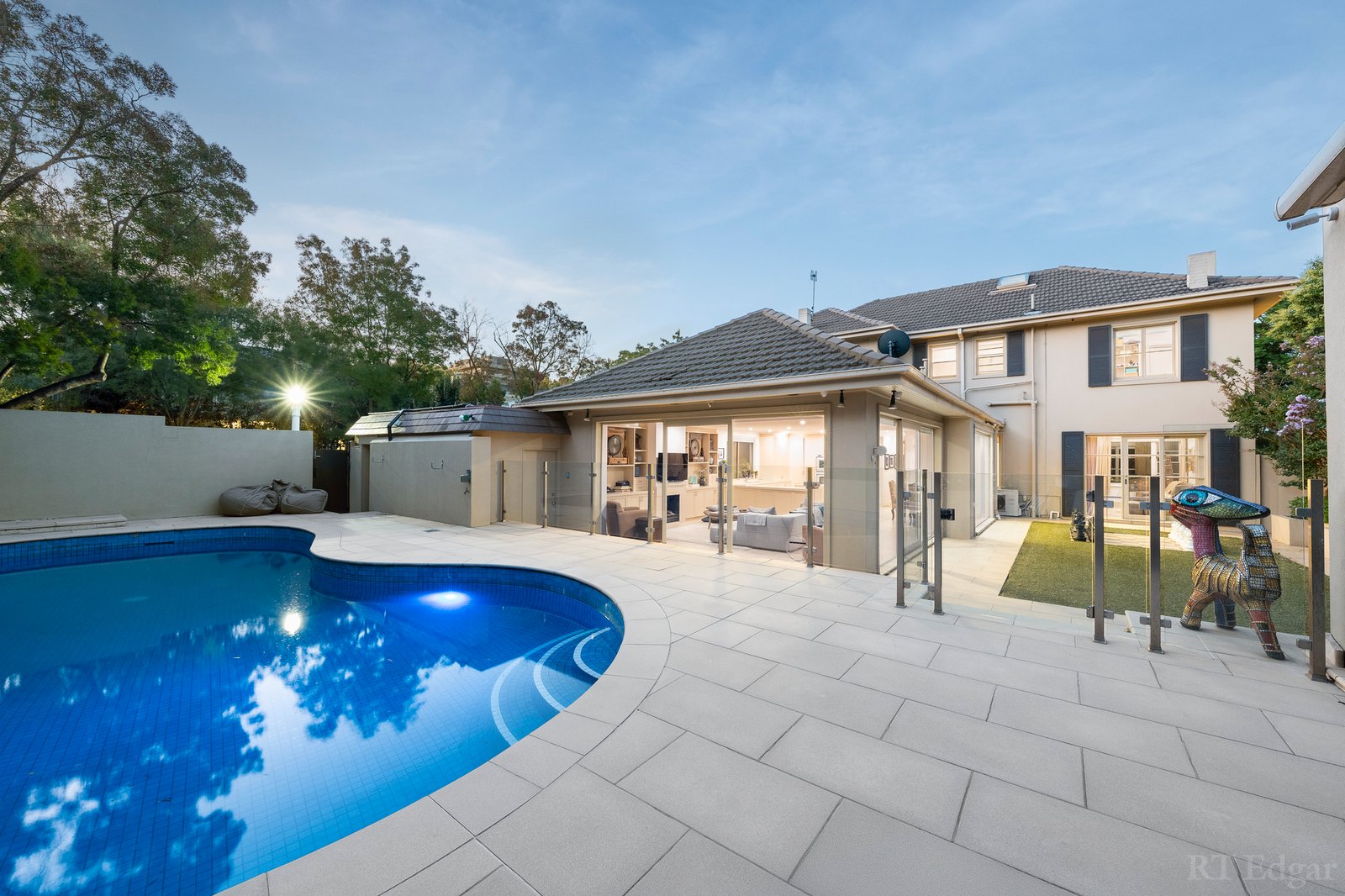 Real Estate and Property in 3 Scotsburn Grove, Toorak, VIC
