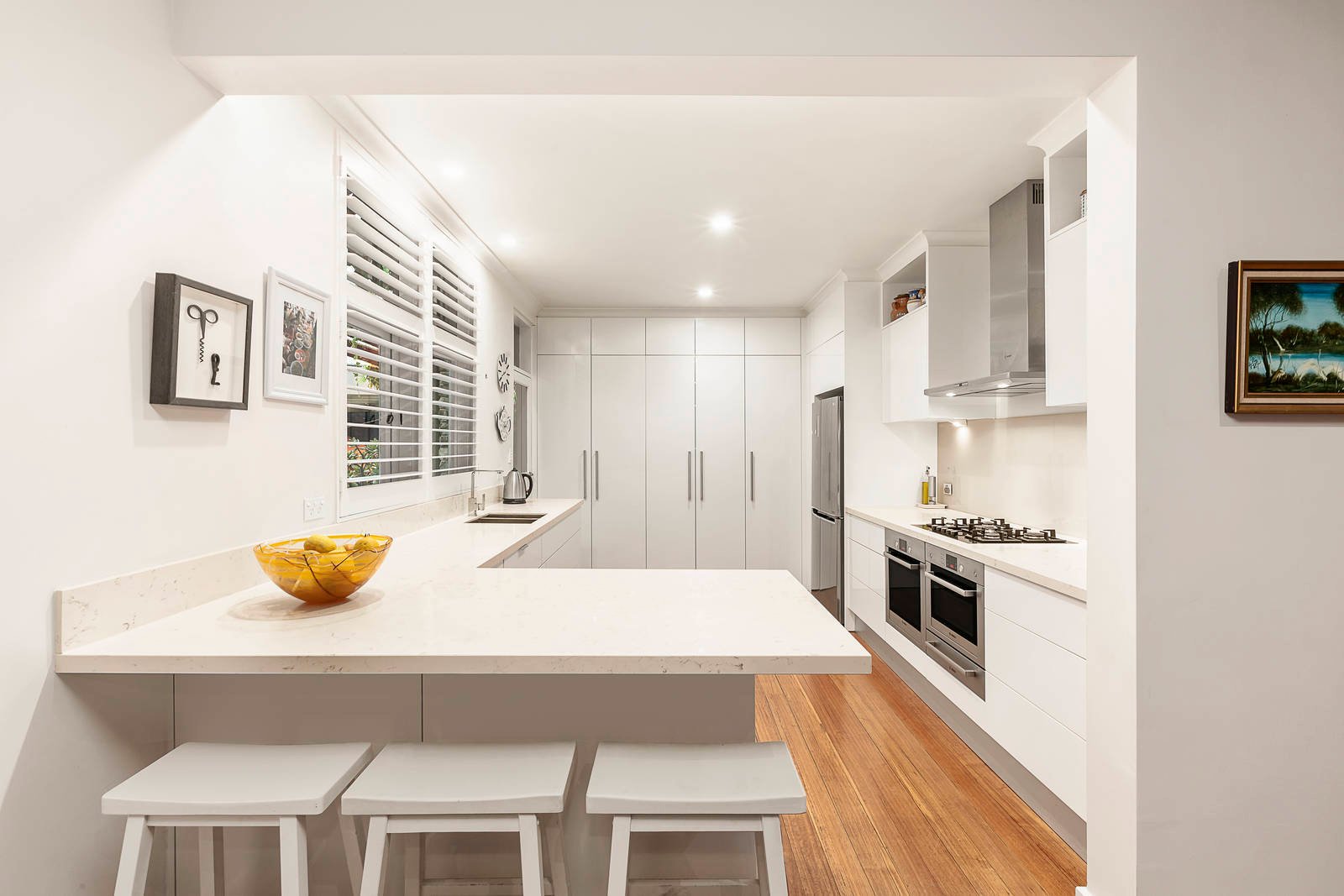 Real Estate and Property in 3 Selwyn Court, Toorak, VIC