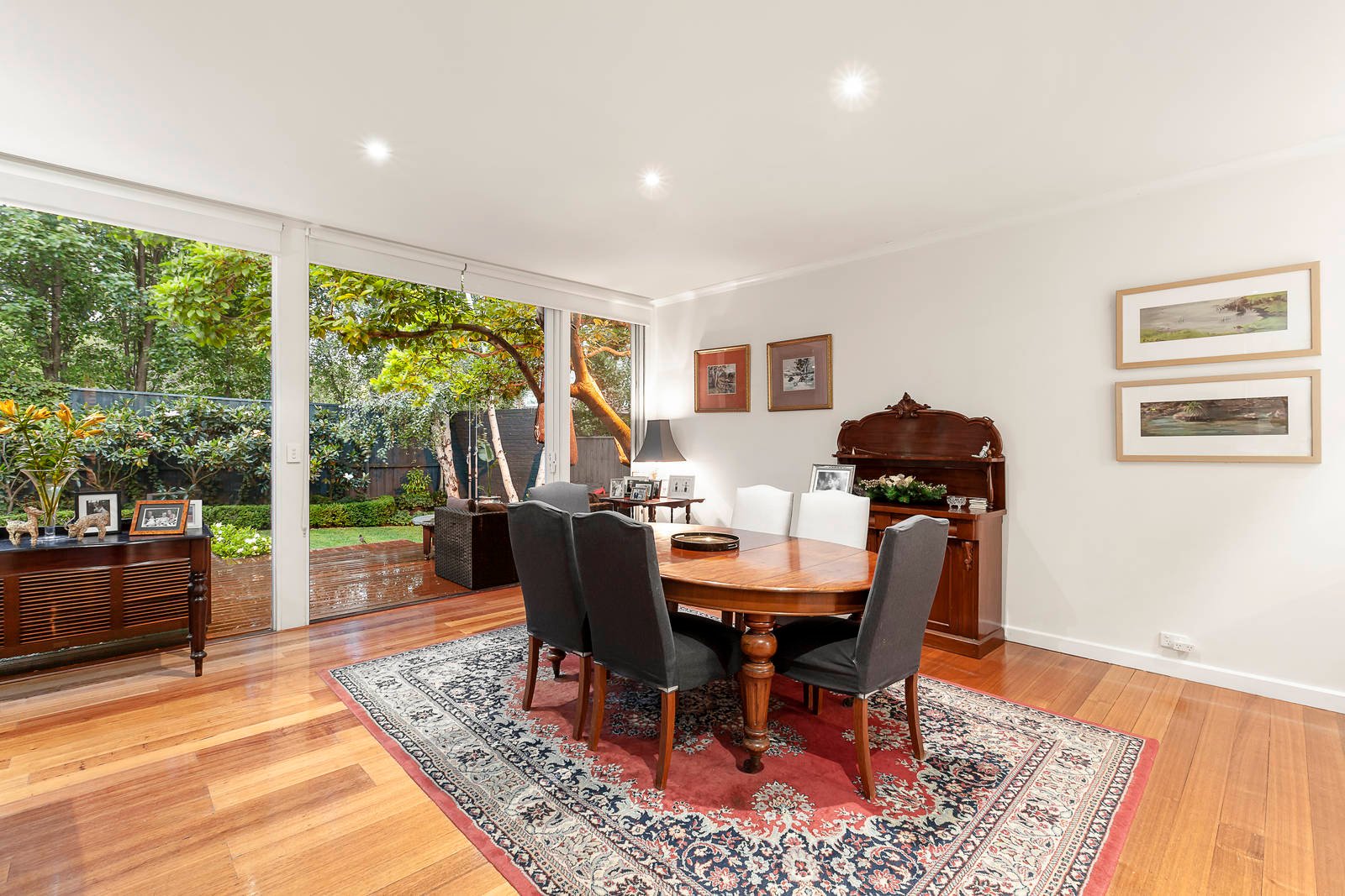 Real Estate and Property in 3 Selwyn Court, Toorak, VIC