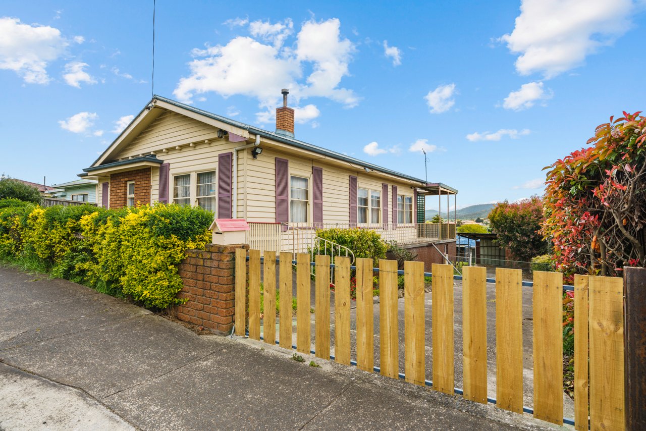 3 Sharland Avenue NEW NORFOLK 1