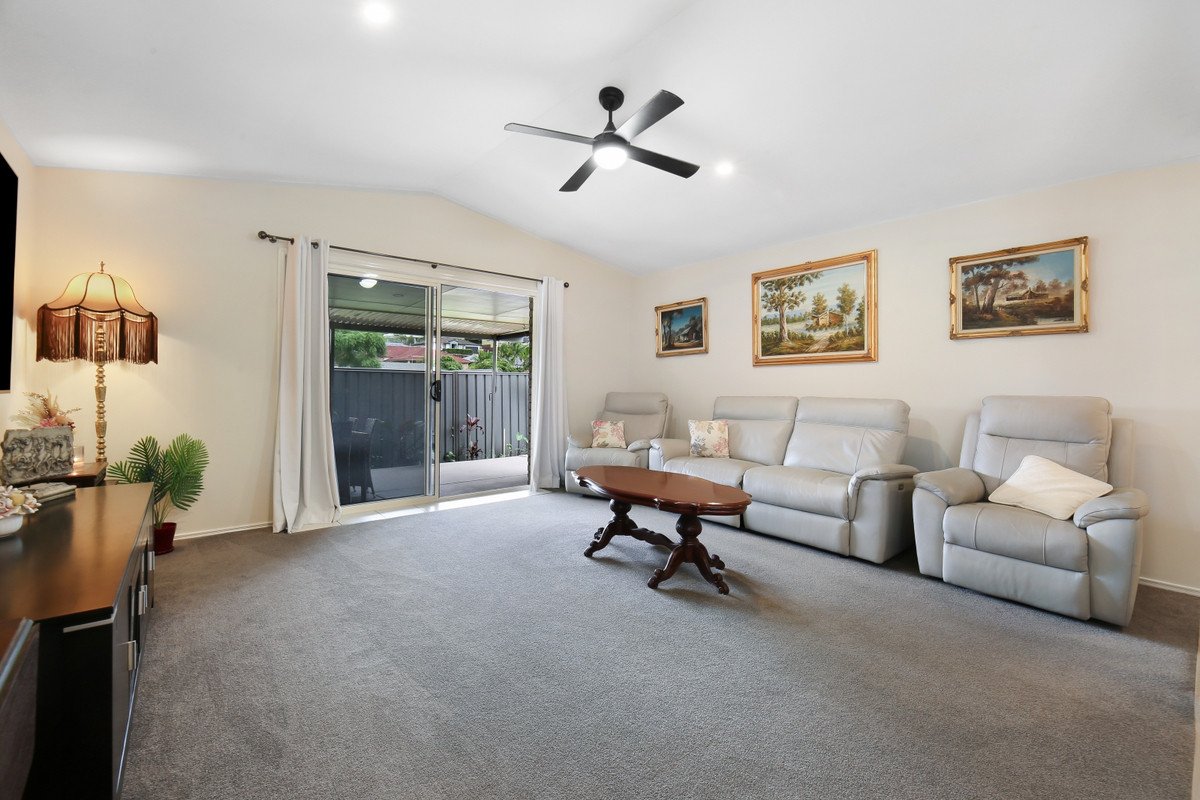 3 Sharscay Close BURLEIGH HEADS 9