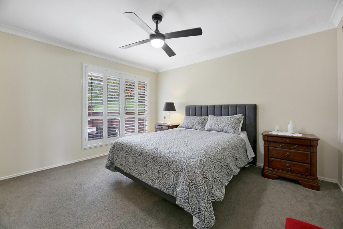 3 Sharscay Close BURLEIGH HEADS 13