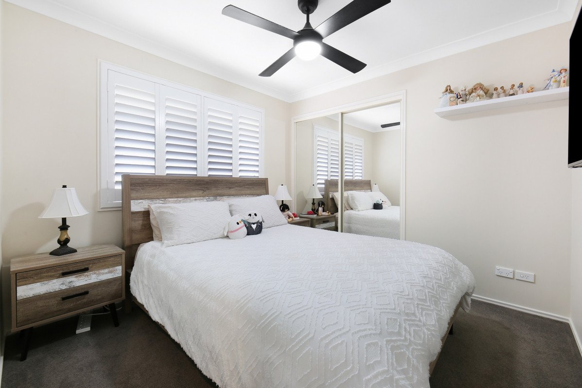 3 Sharscay Close BURLEIGH HEADS 15