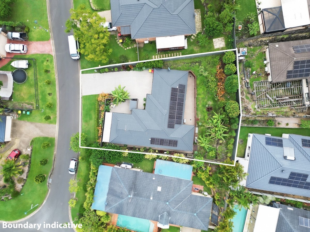 3 Sharscay Close BURLEIGH HEADS 21