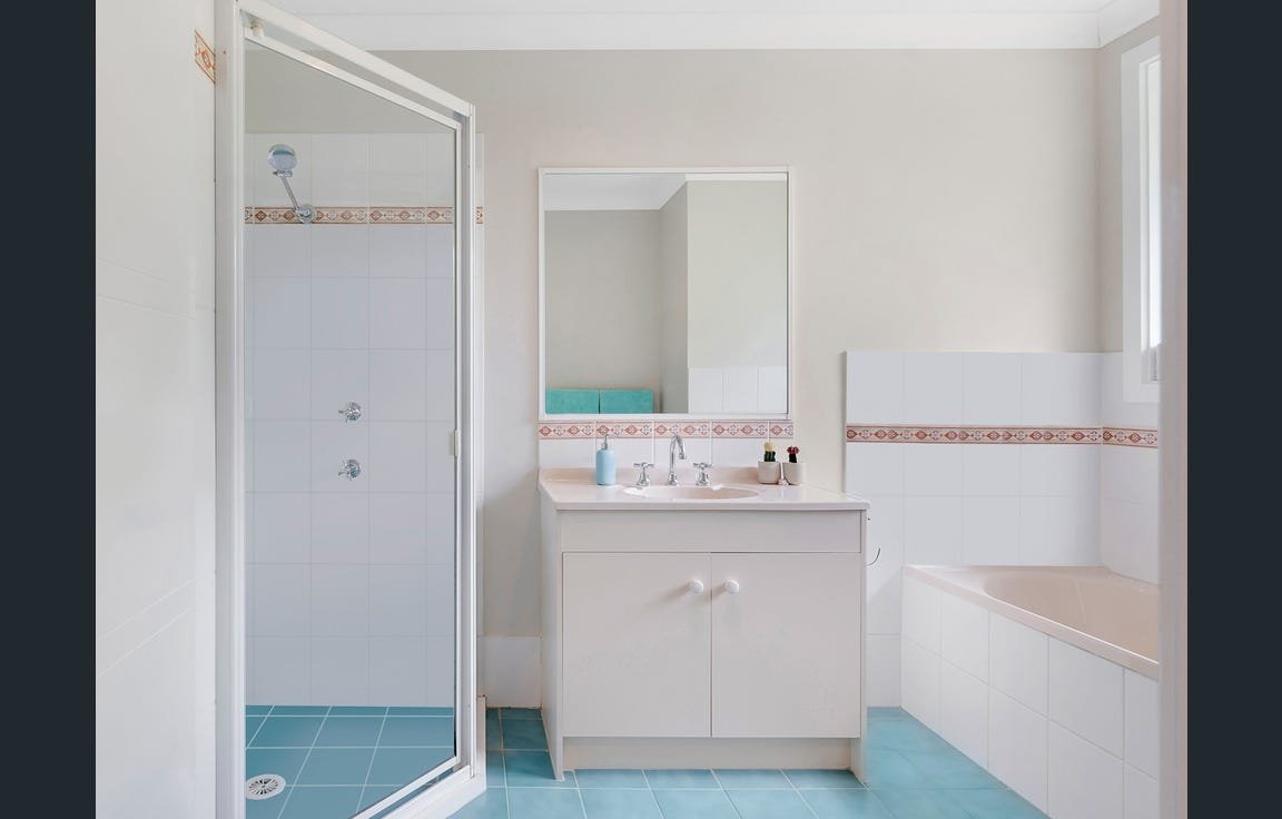 3 Short St  Springwood 10