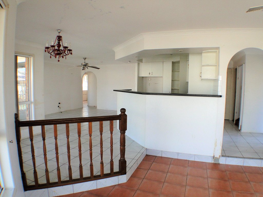 3 Skinner Crescent URANGAN 7