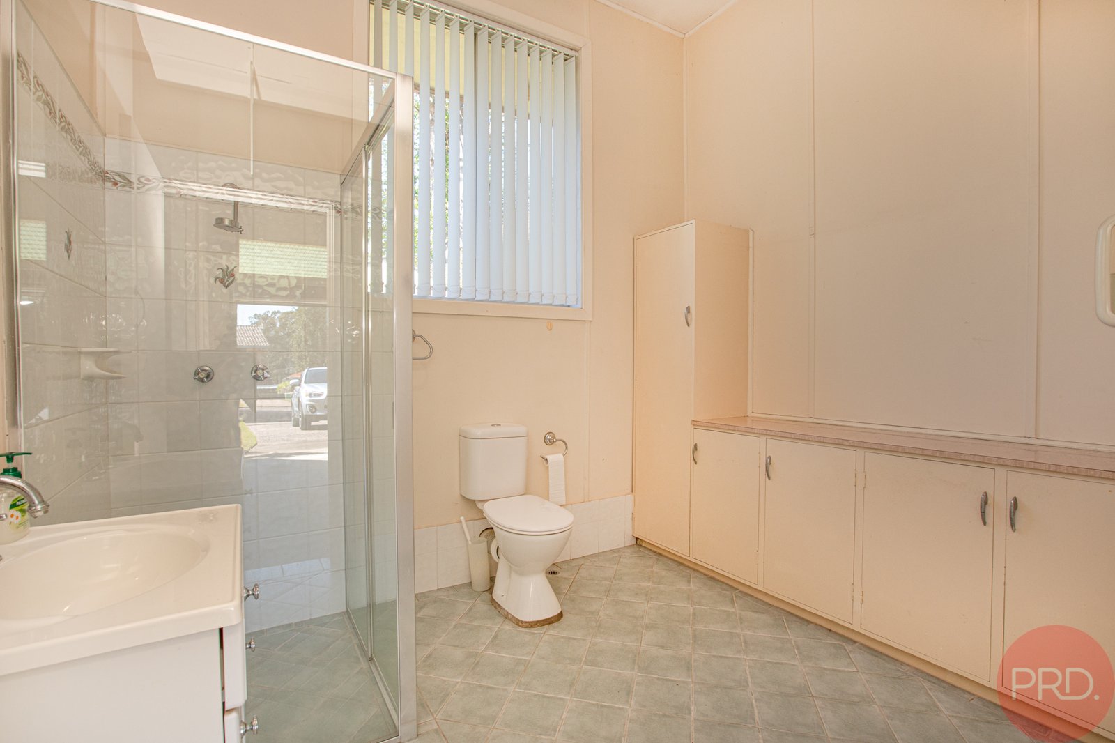 3 Somers Close METFORD 12