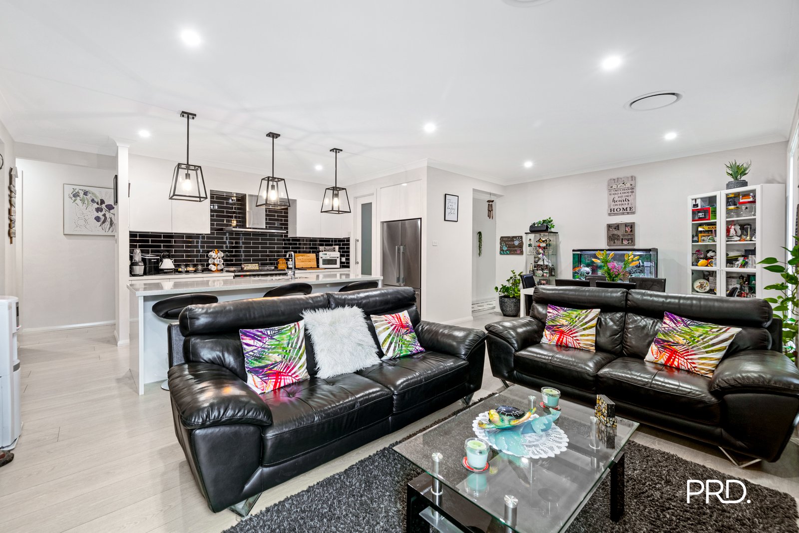 3 Squadron Street JORDAN SPRINGS 4