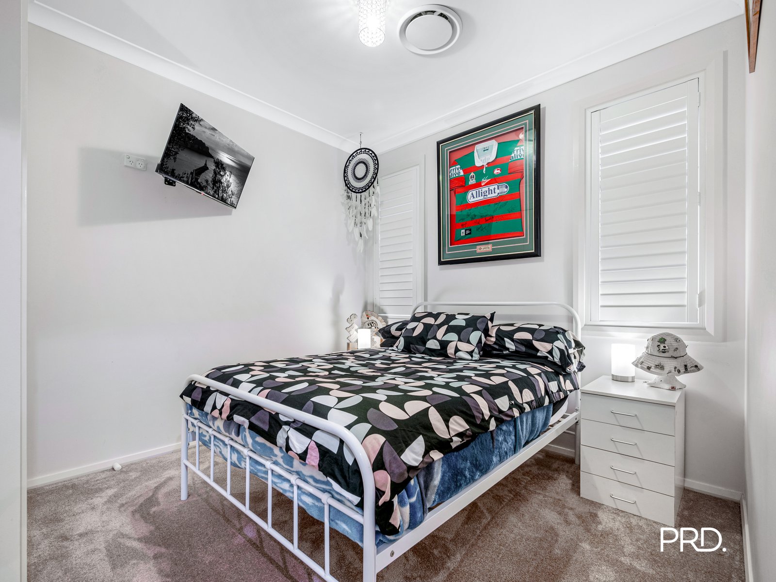 3 Squadron Street JORDAN SPRINGS 8