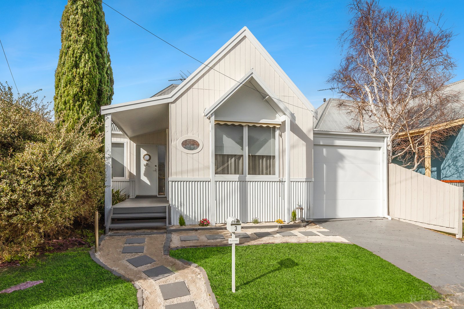 Real Estate and Property in 3 St Andrews Street, Queenscliff, VIC