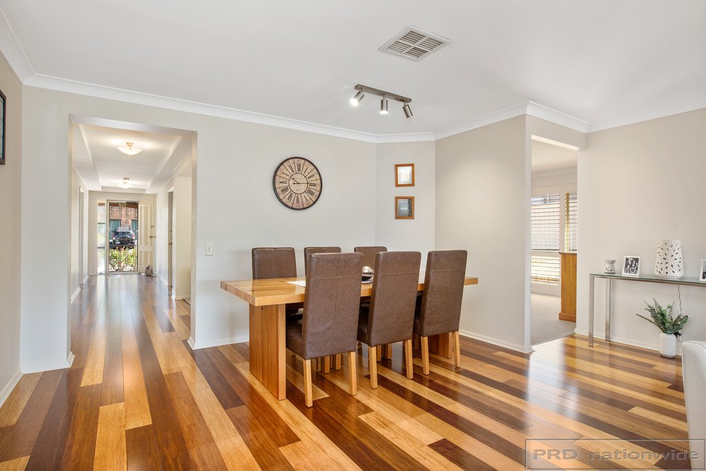 3 Stanley Close BOLWARRA HEIGHTS 4