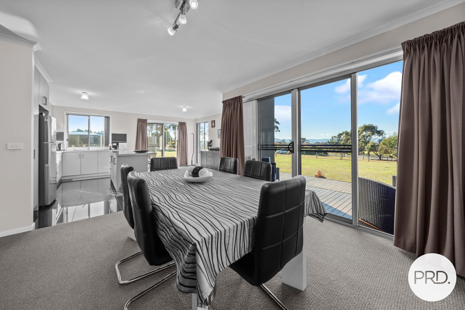 3 Starlight Drive CAMBRIDGE 4