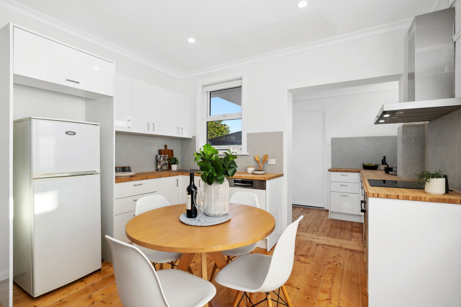 Gallery: 3 Station Avenue