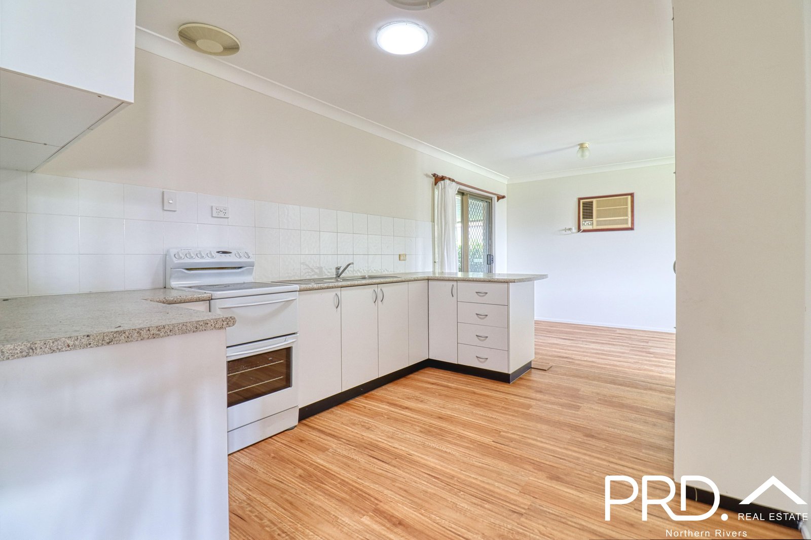 3 Stitz Place CASINO 6