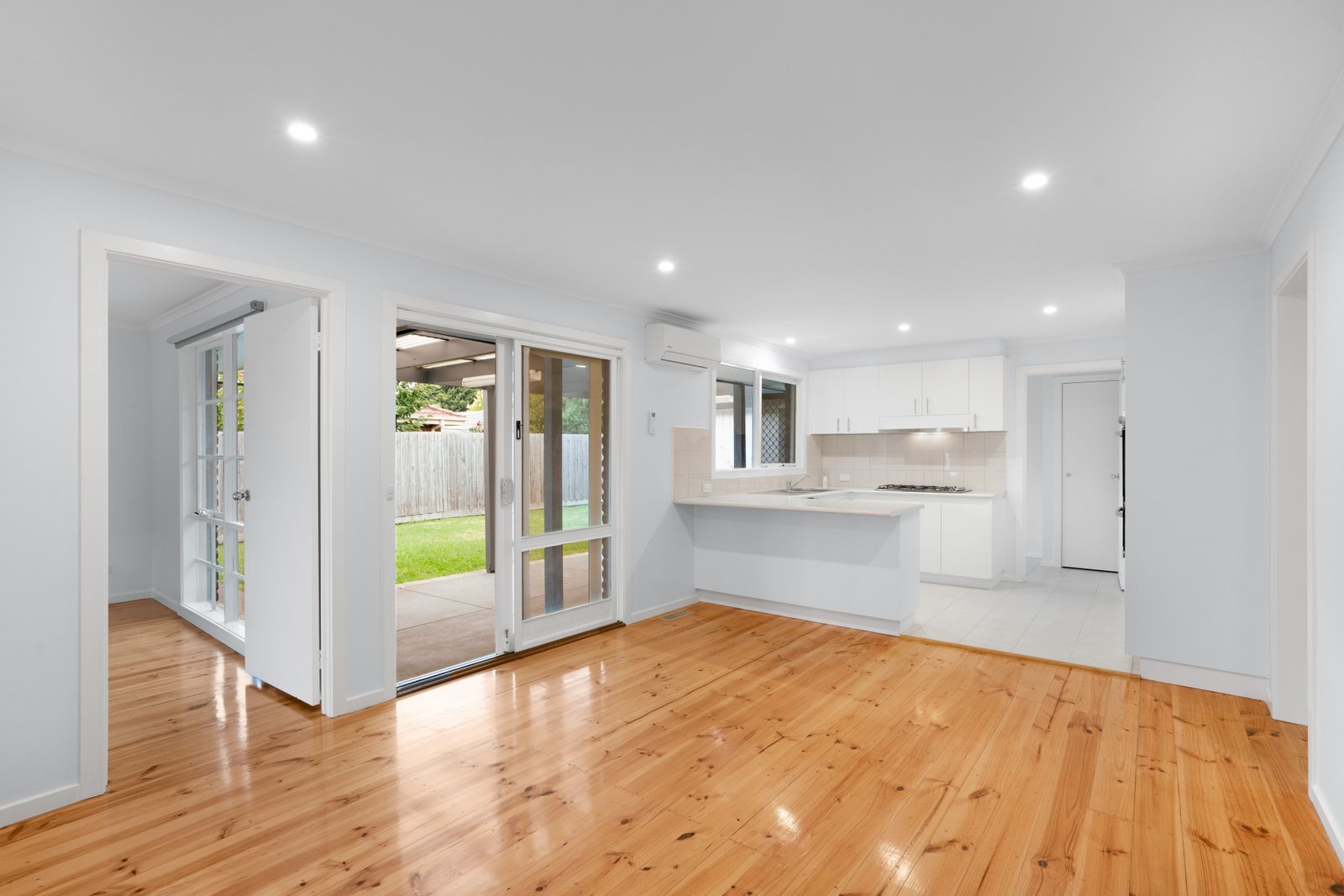 Real Estate and Property in 3 Struan Avenue, Endeavour Hills, VIC