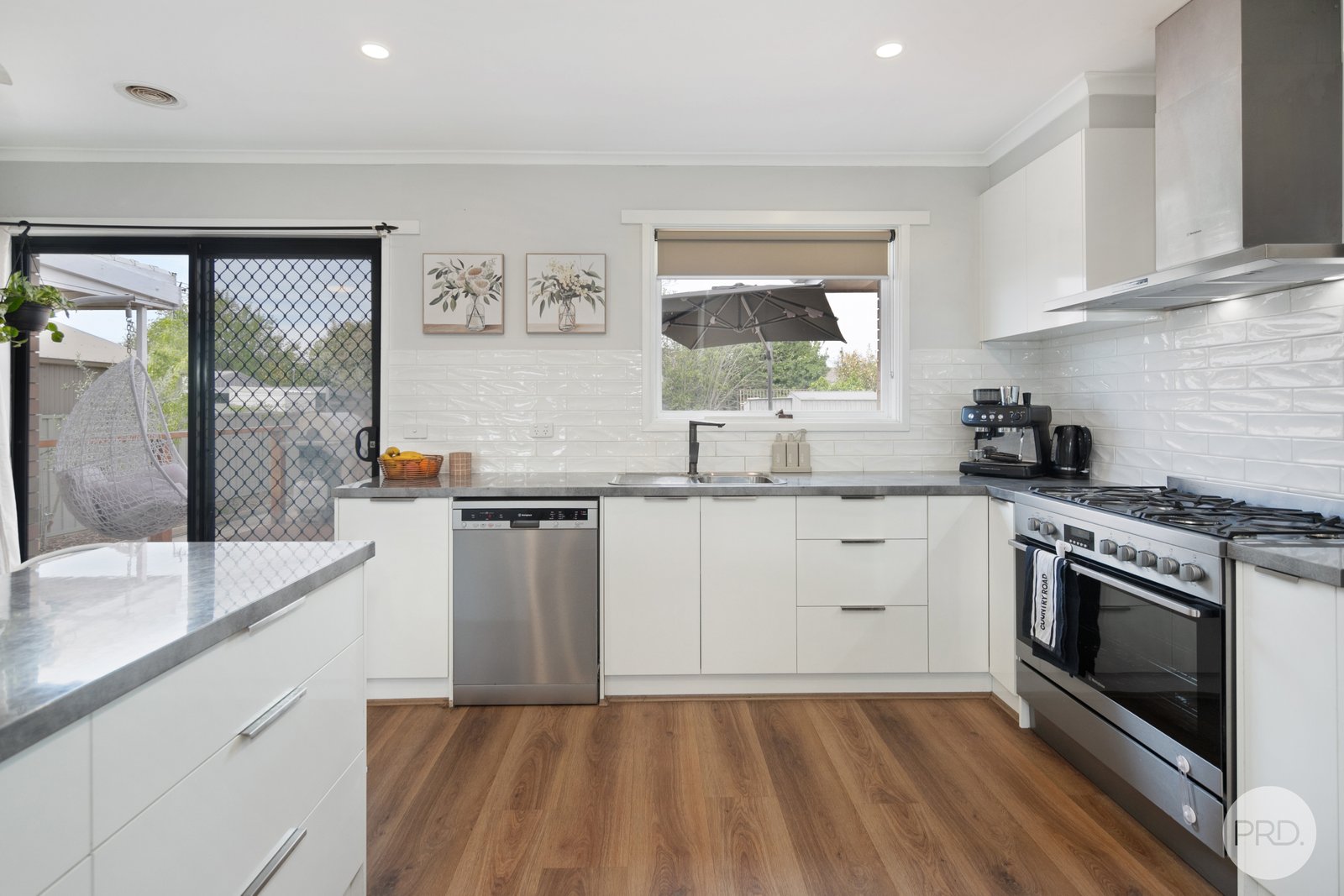 3 Sturrock Avenue SEBASTOPOL 2