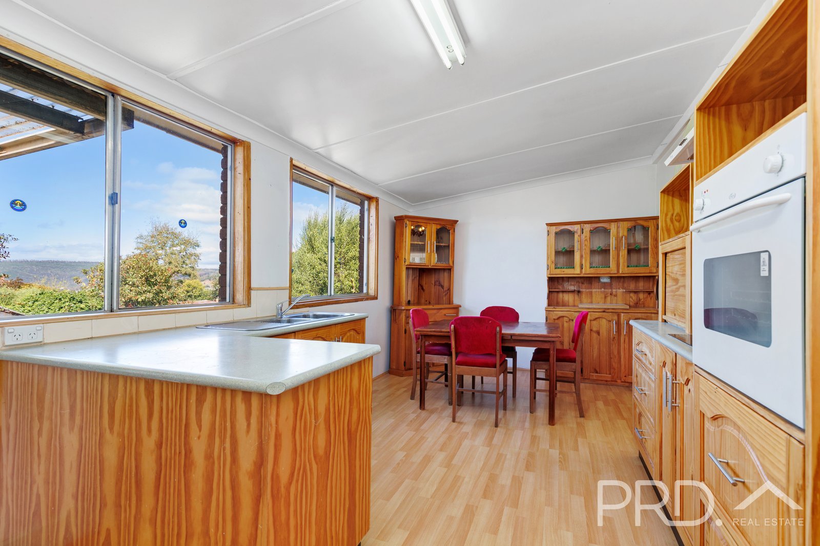 3 Sunnyside Avenue BATLOW 2