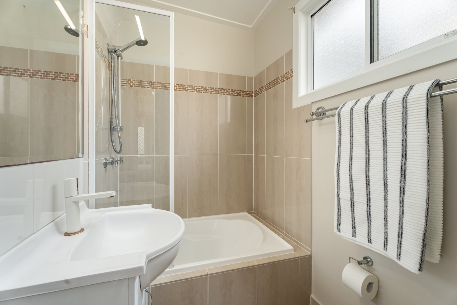 3 Sunset Boulevard SOLDIERS POINT 29