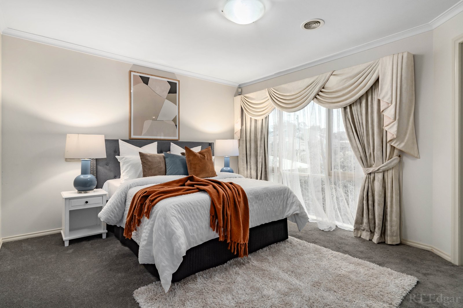 Real Estate and Property in 3 Supreme Place, Doncaster East, VIC