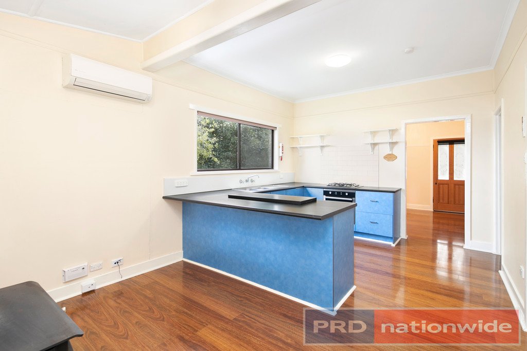 3 Surrey Street LINTON 4