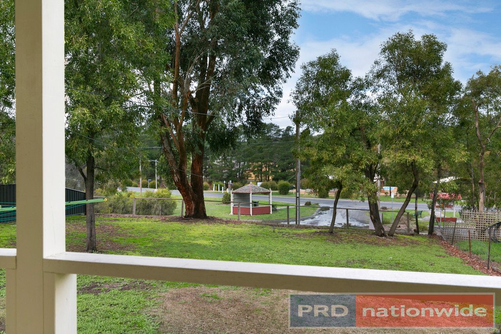 3 Surrey Street LINTON 13