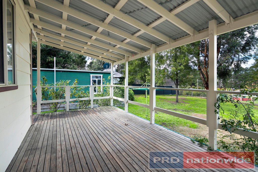 3 Surrey Street LINTON 15