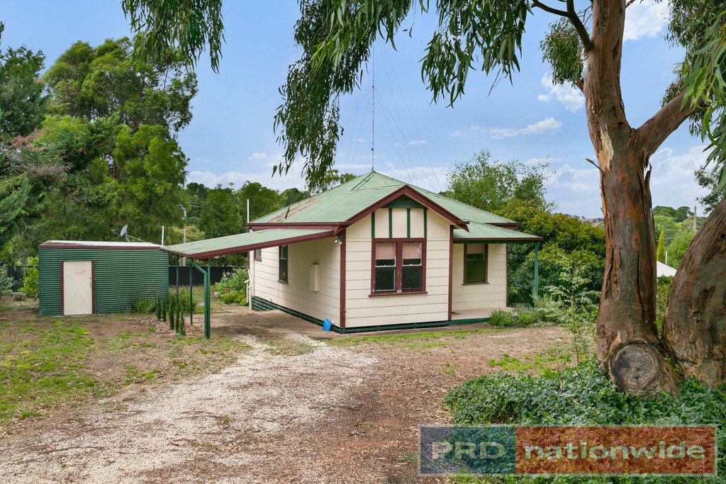 3 Surrey Street LINTON 1