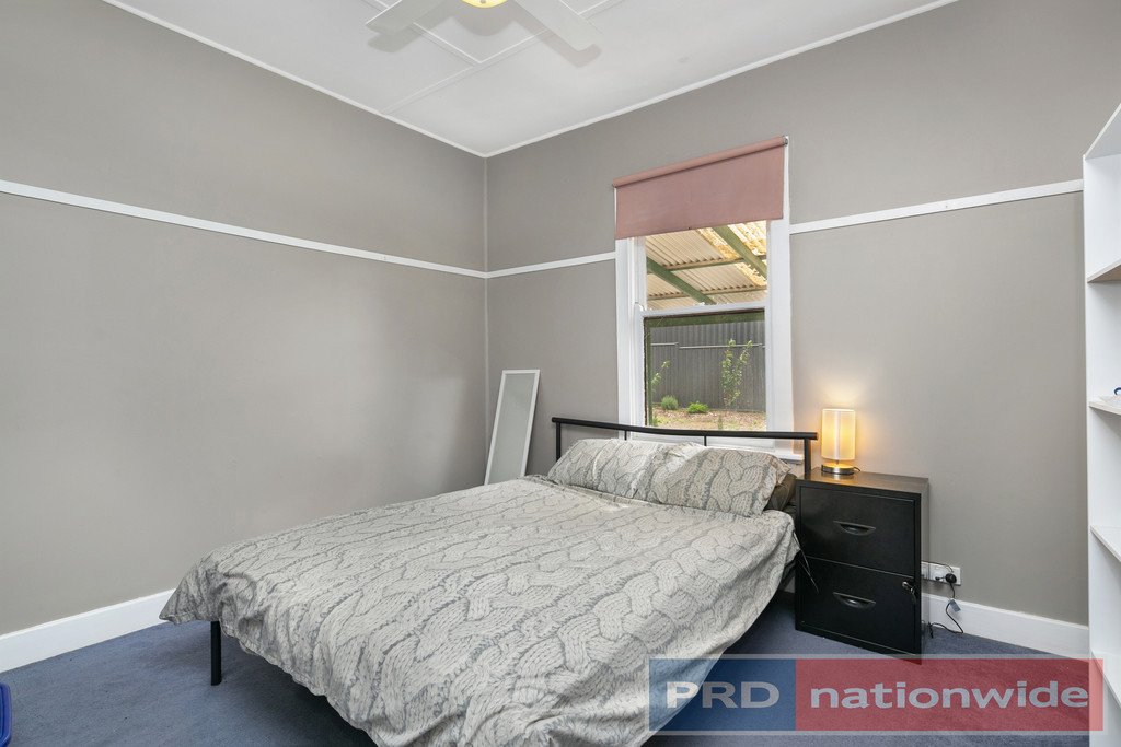 3 Surrey Street LINTON 7