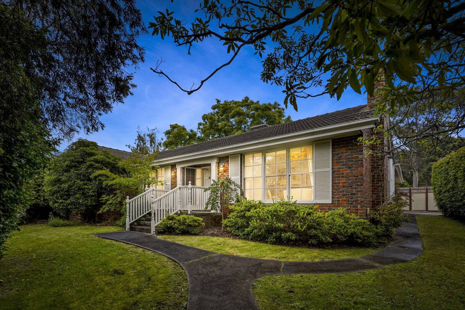 3 Sycamore Street, Box Hill South VIC 3128 Buxton 2021