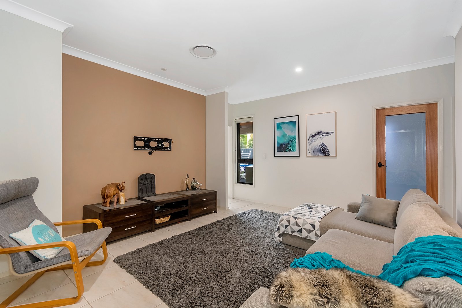 3 Tahoe Place VARSITY LAKES 6