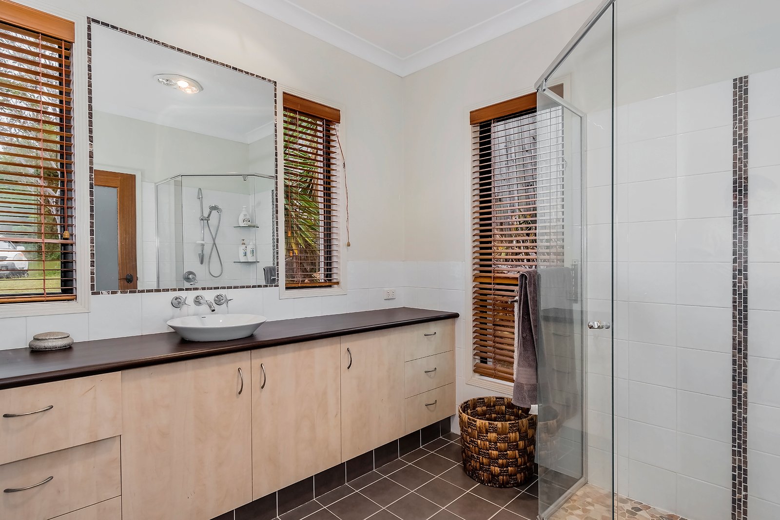 3 Tahoe Place VARSITY LAKES 8