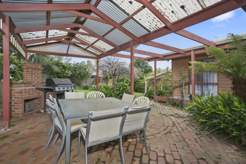 Real Estate and Property in 3 Takanna Avenue, Clifton Springs, VIC