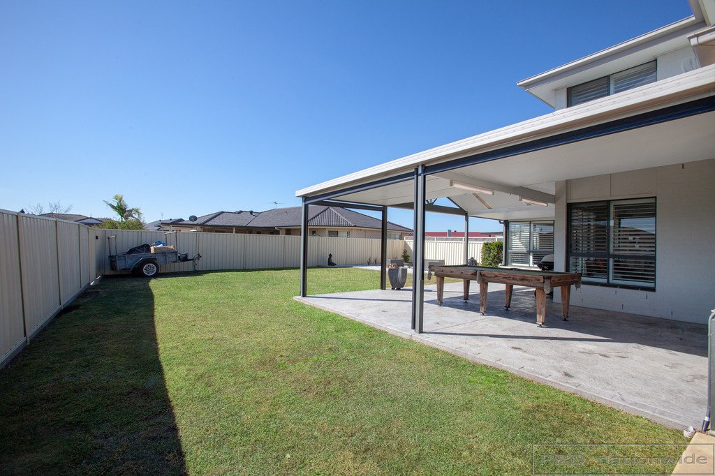 3 Tallowwood Way THORNTON 11