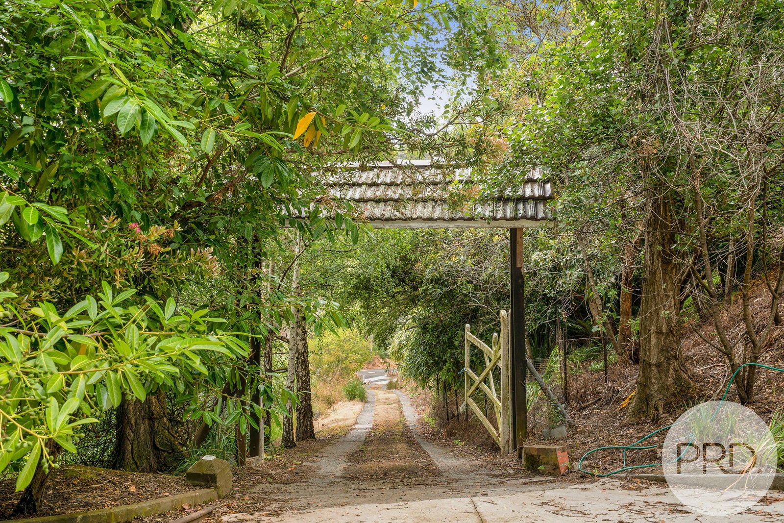 3 Tara Street SOUTH HOBART 35