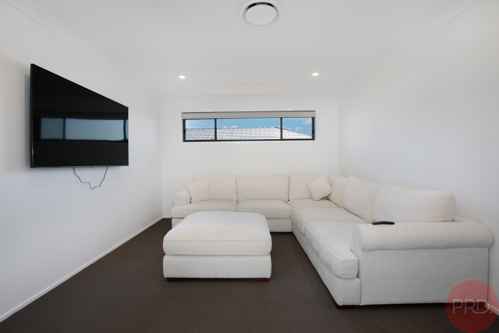 3 Tatler Street CLIFTLEIGH 12