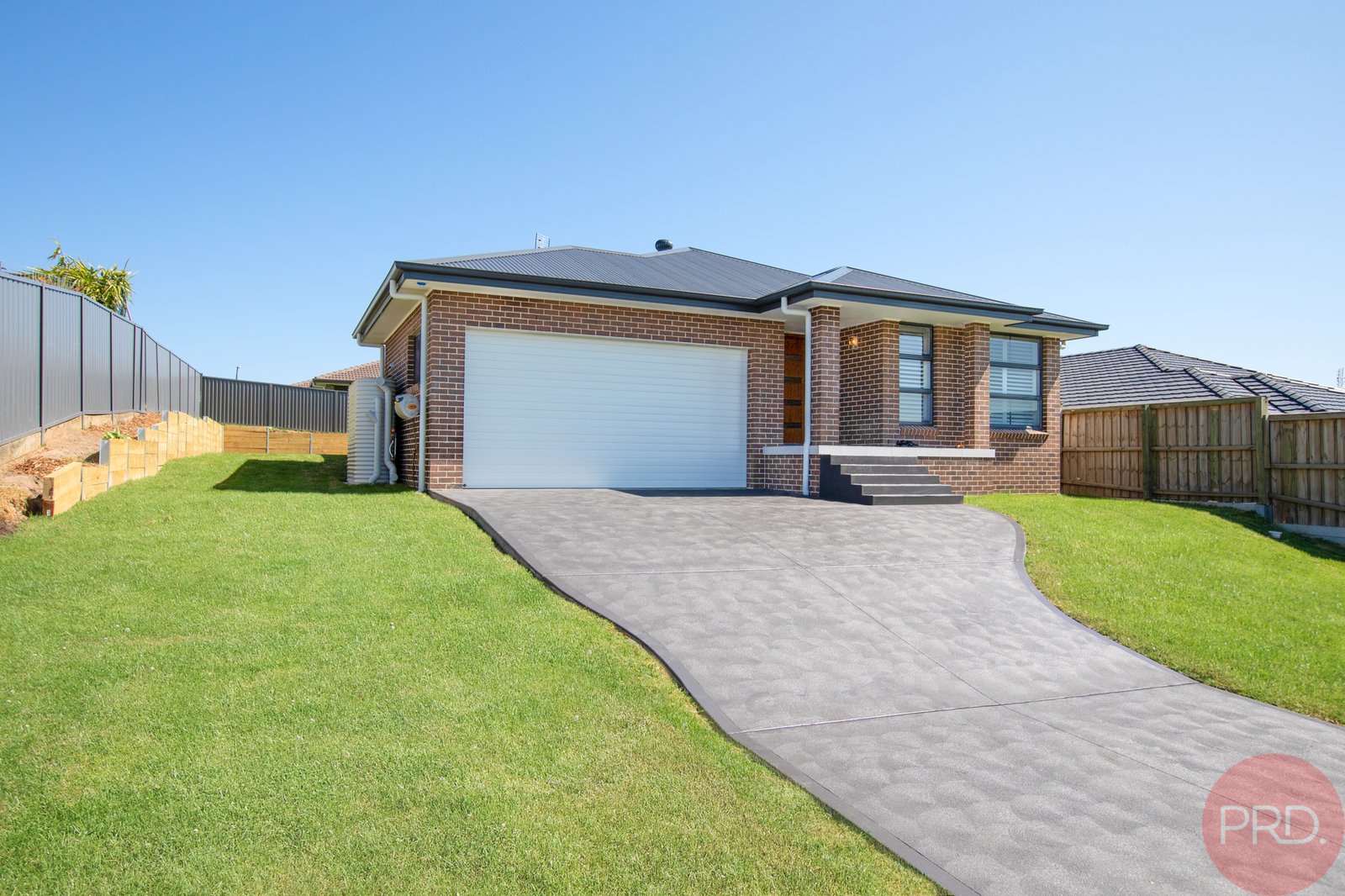 3 Tatler Street CLIFTLEIGH 27