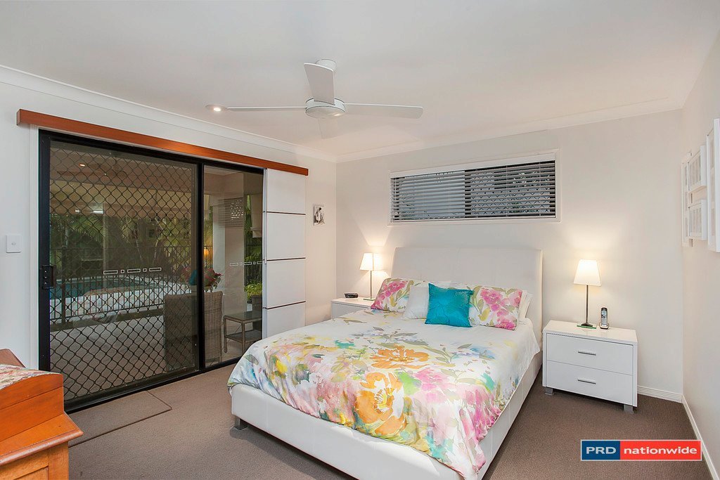 3 Taveuni Street BURLEIGH WATERS 9