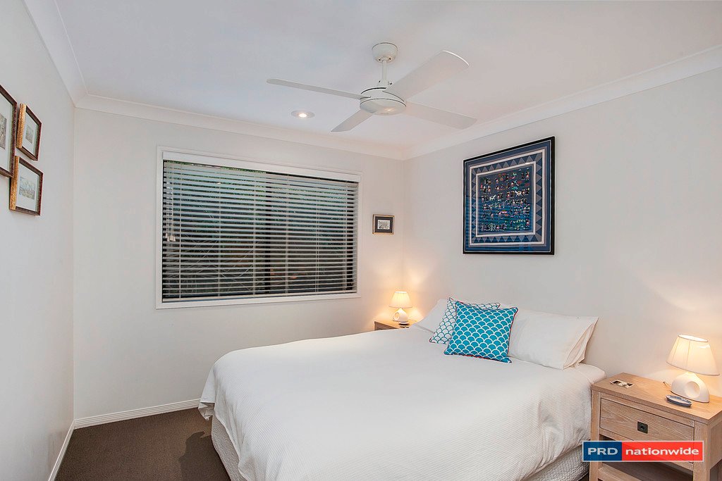 3 Taveuni Street BURLEIGH WATERS 11