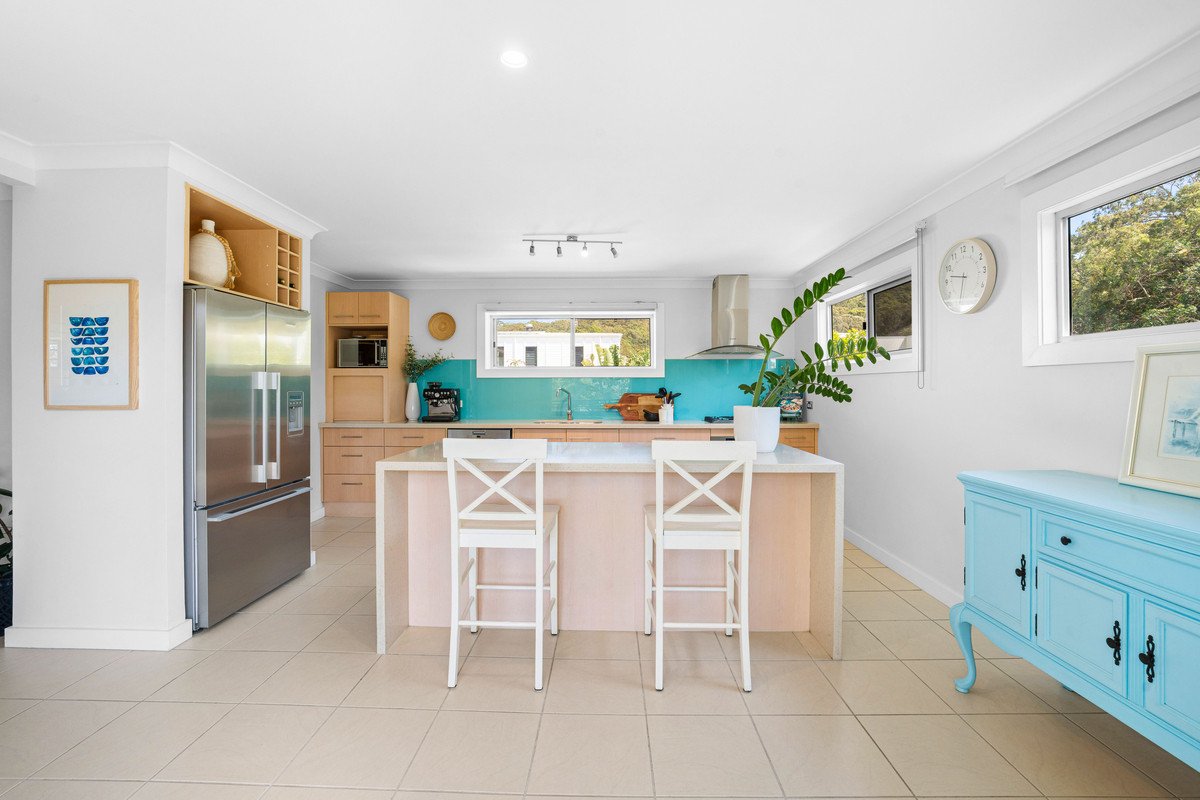 3 Tawarri Crescent Burleigh Heads 9