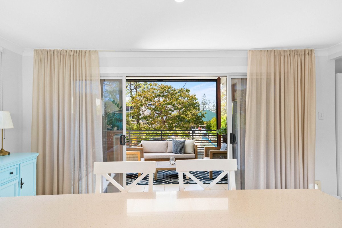 3 Tawarri Crescent Burleigh Heads 11