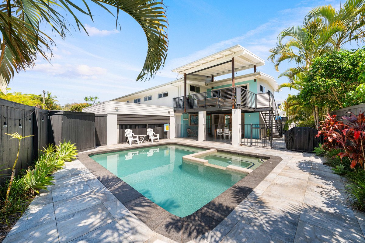 3 Tawarri Crescent Burleigh Heads 13