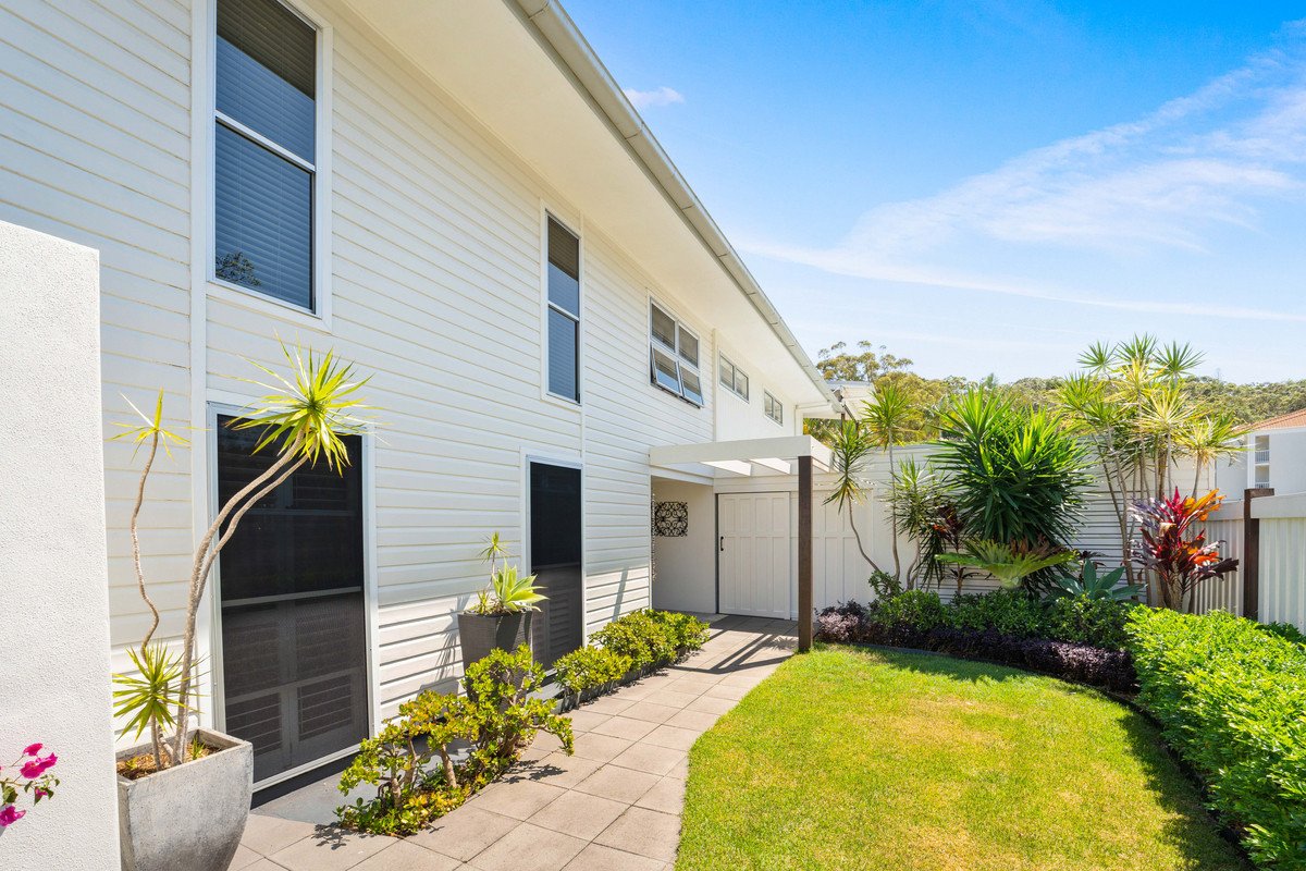 3 Tawarri Crescent Burleigh Heads 18