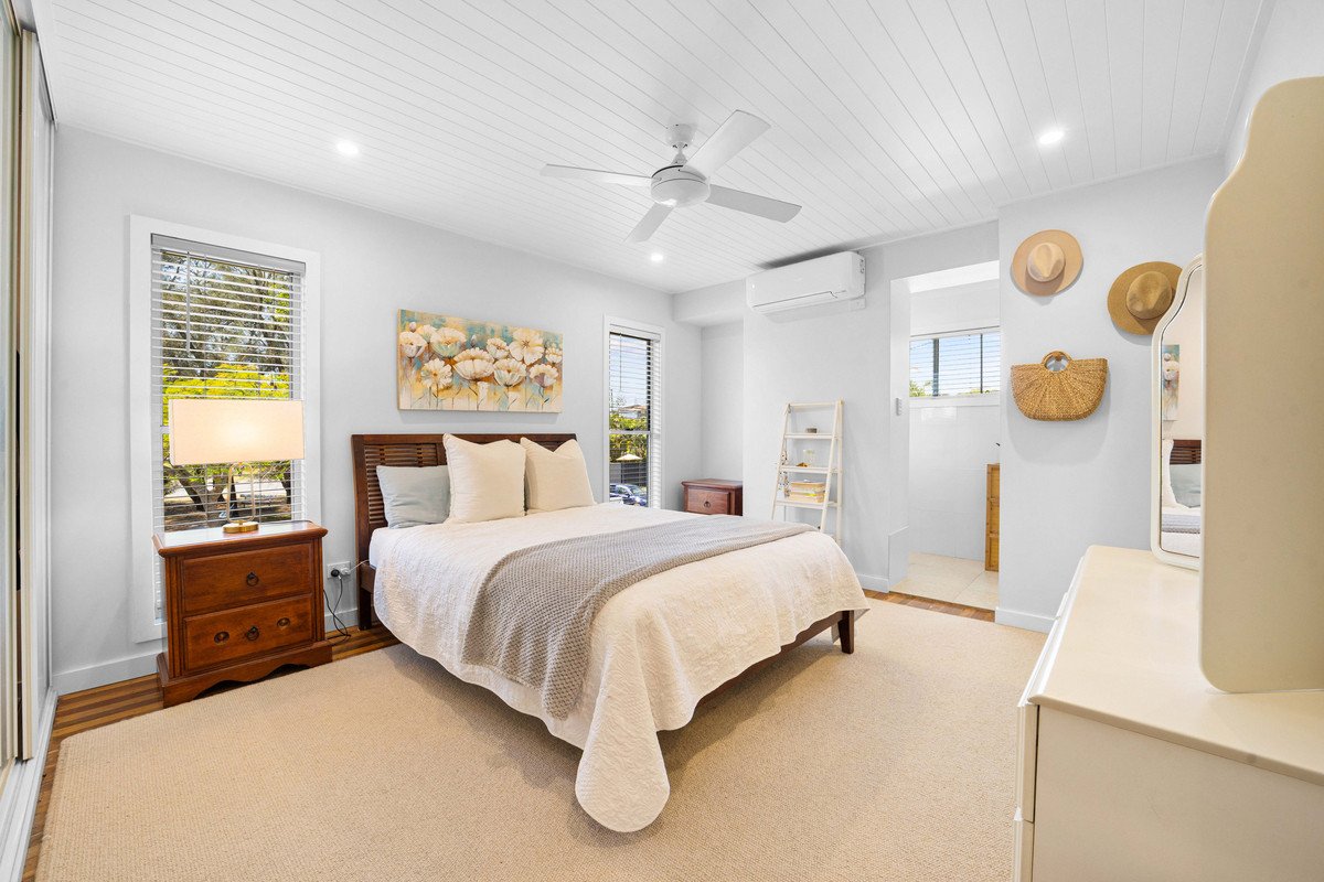 3 Tawarri Crescent Burleigh Heads 20