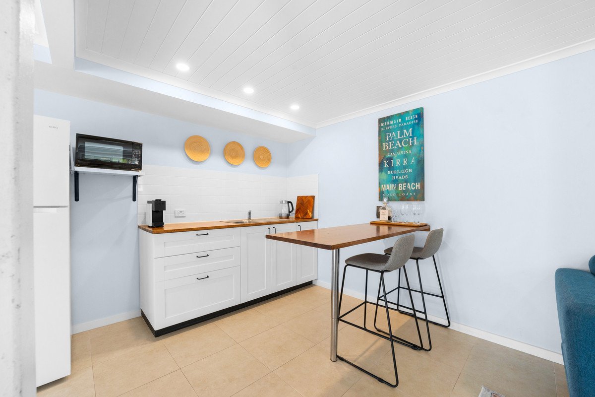 3 Tawarri Crescent Burleigh Heads 30