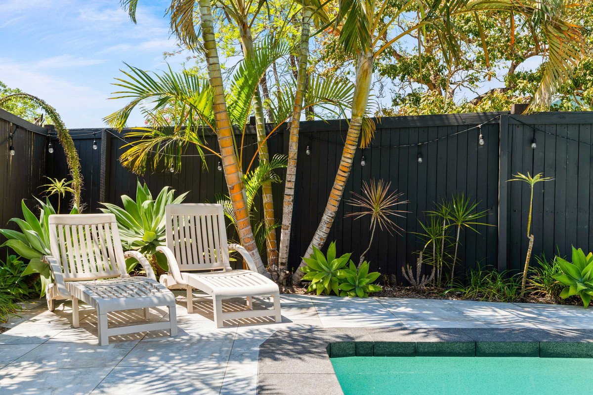3 Tawarri Crescent Burleigh Heads 32
