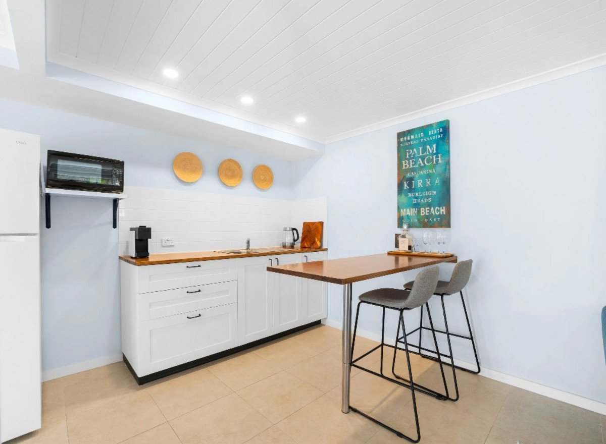 3 Tawarri Crescent Burleigh Heads 22